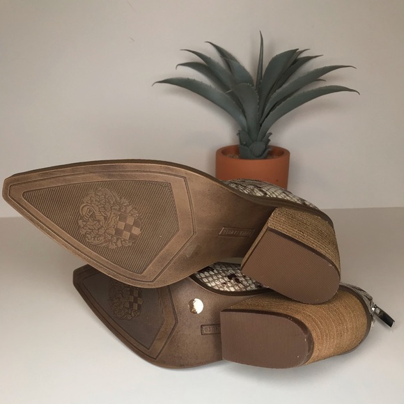 Vince Camuto Leather Women’s Ankle Boots -Size: 7M - Picture 15 of 17